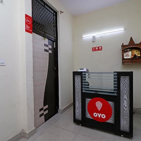 Oyo Triage Home Stay Noida Ngoại thất bức ảnh