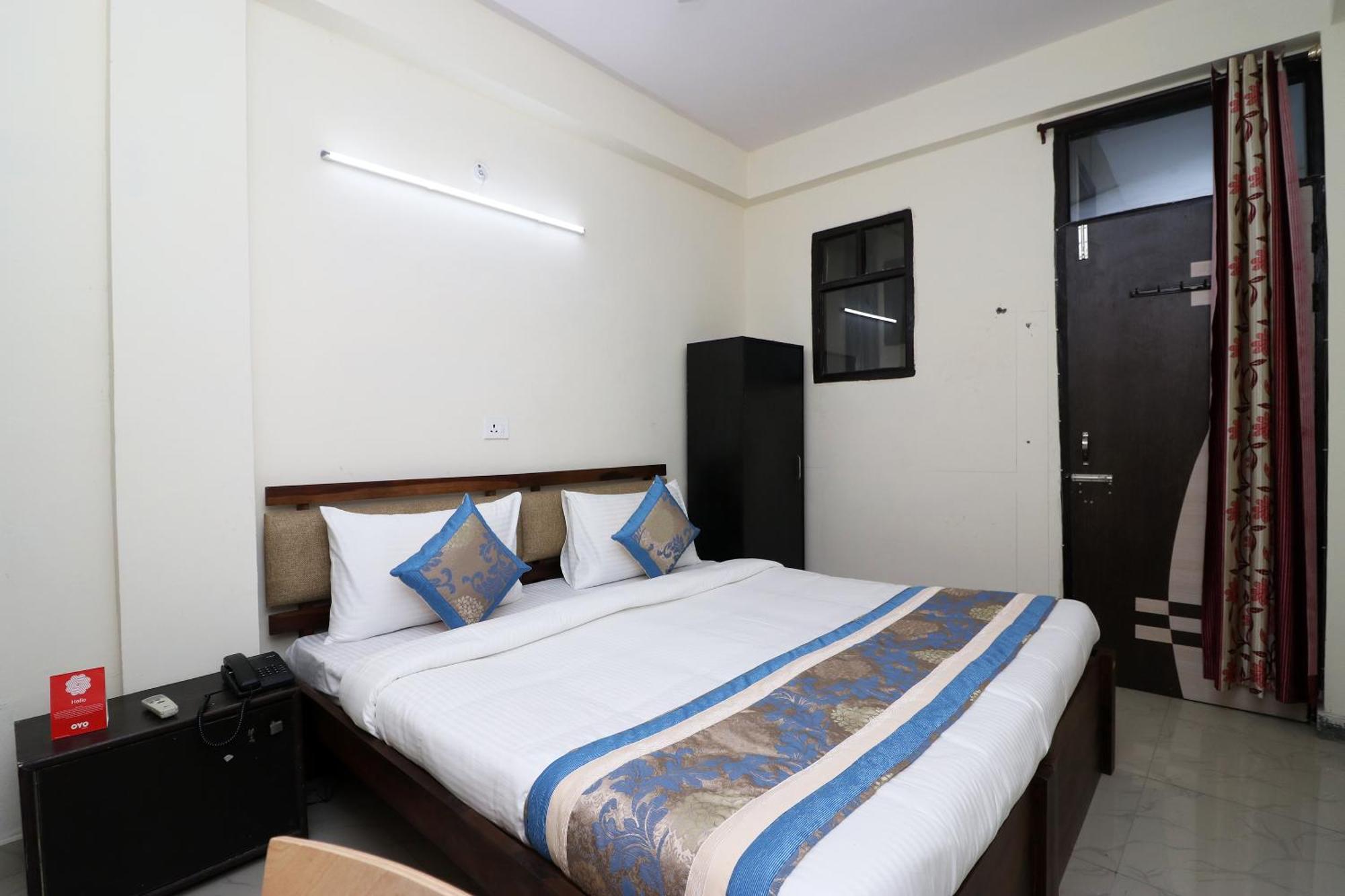Oyo Triage Home Stay Noida Ngoại thất bức ảnh