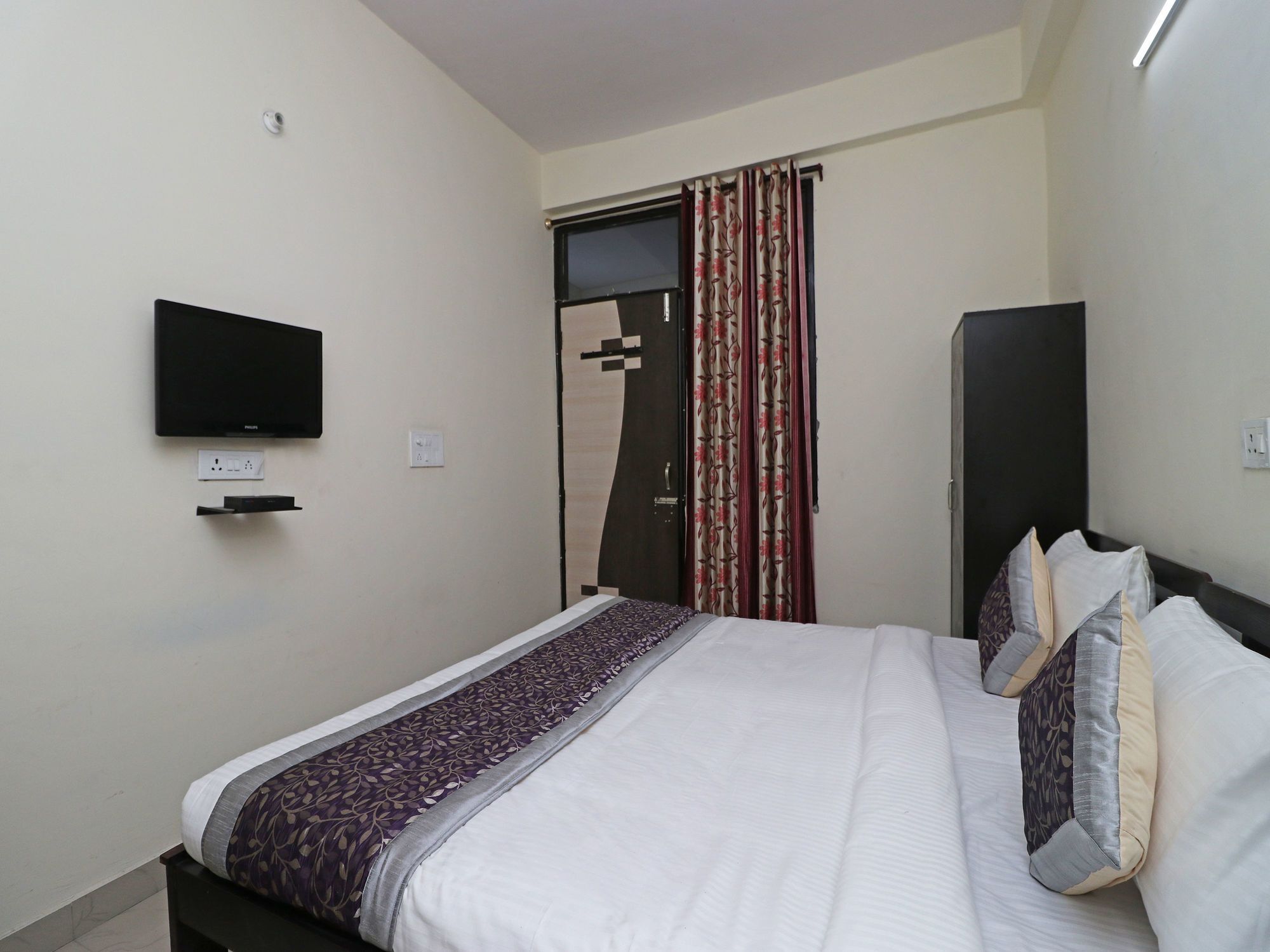 Oyo Triage Home Stay Noida Ngoại thất bức ảnh